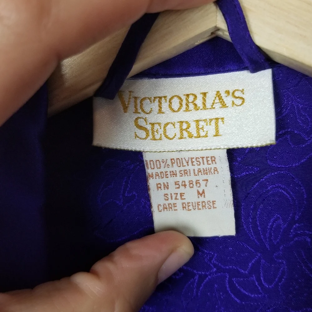 VINTAGE VICTORIA’S SECRET Gold Label Long Satin Robe Waist Tie Royal Purple US M